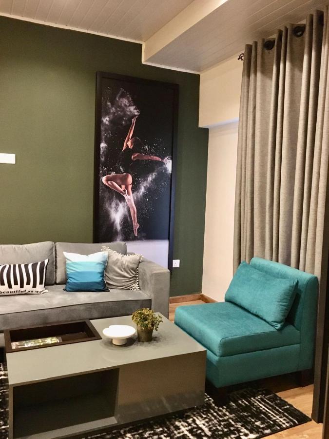 The Greens Luxury Apartment นูวาราเอลิยา ภายนอก รูปภาพ