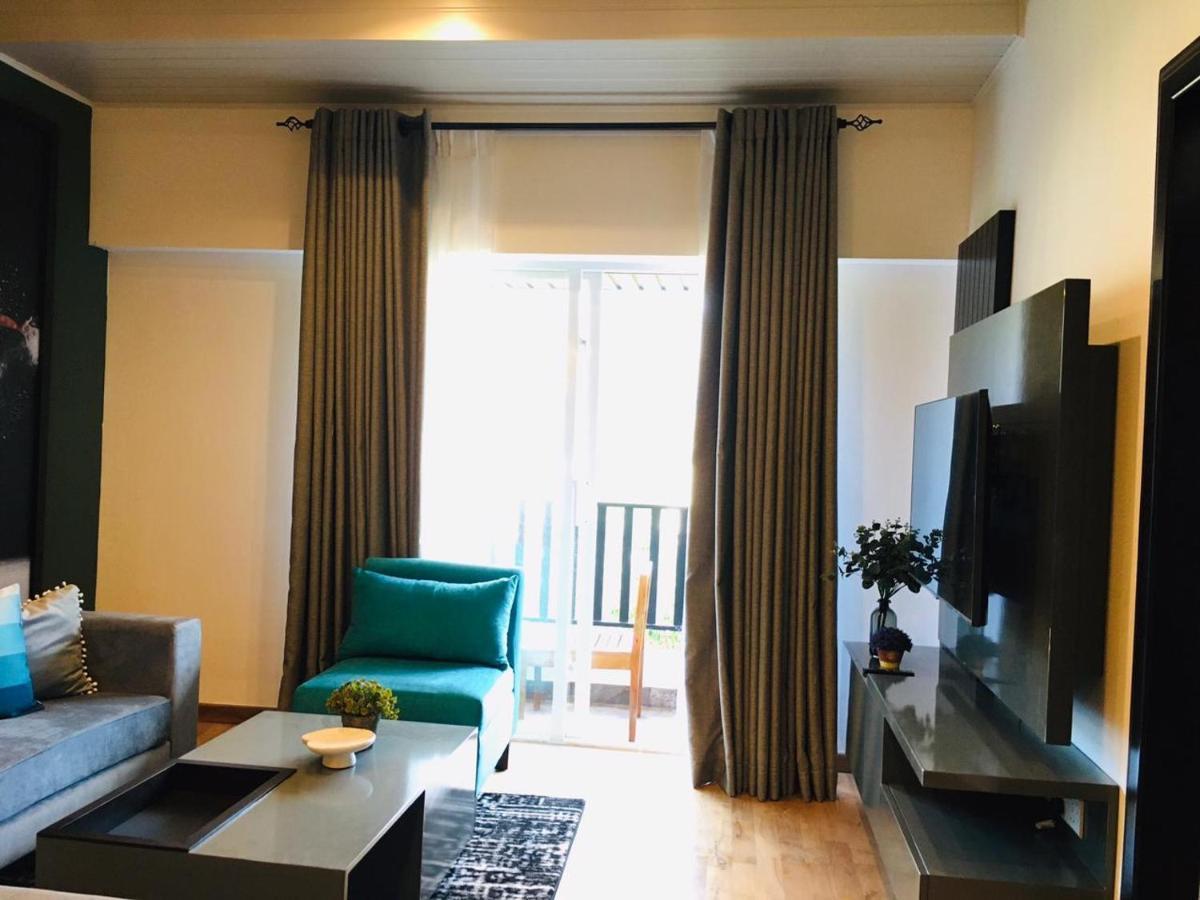 The Greens Luxury Apartment นูวาราเอลิยา ภายนอก รูปภาพ