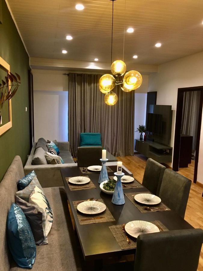 The Greens Luxury Apartment นูวาราเอลิยา ภายนอก รูปภาพ