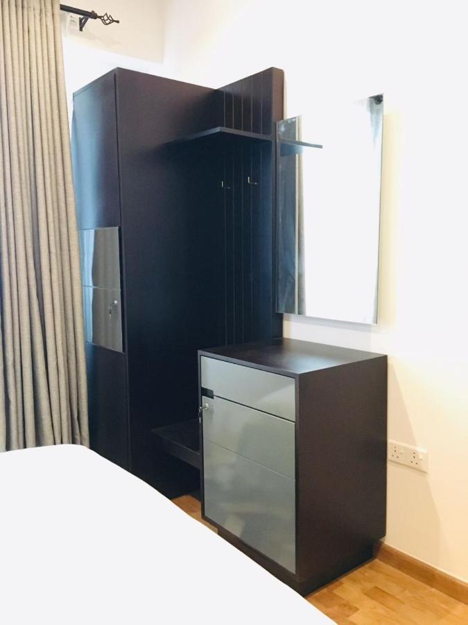 The Greens Luxury Apartment นูวาราเอลิยา ภายนอก รูปภาพ