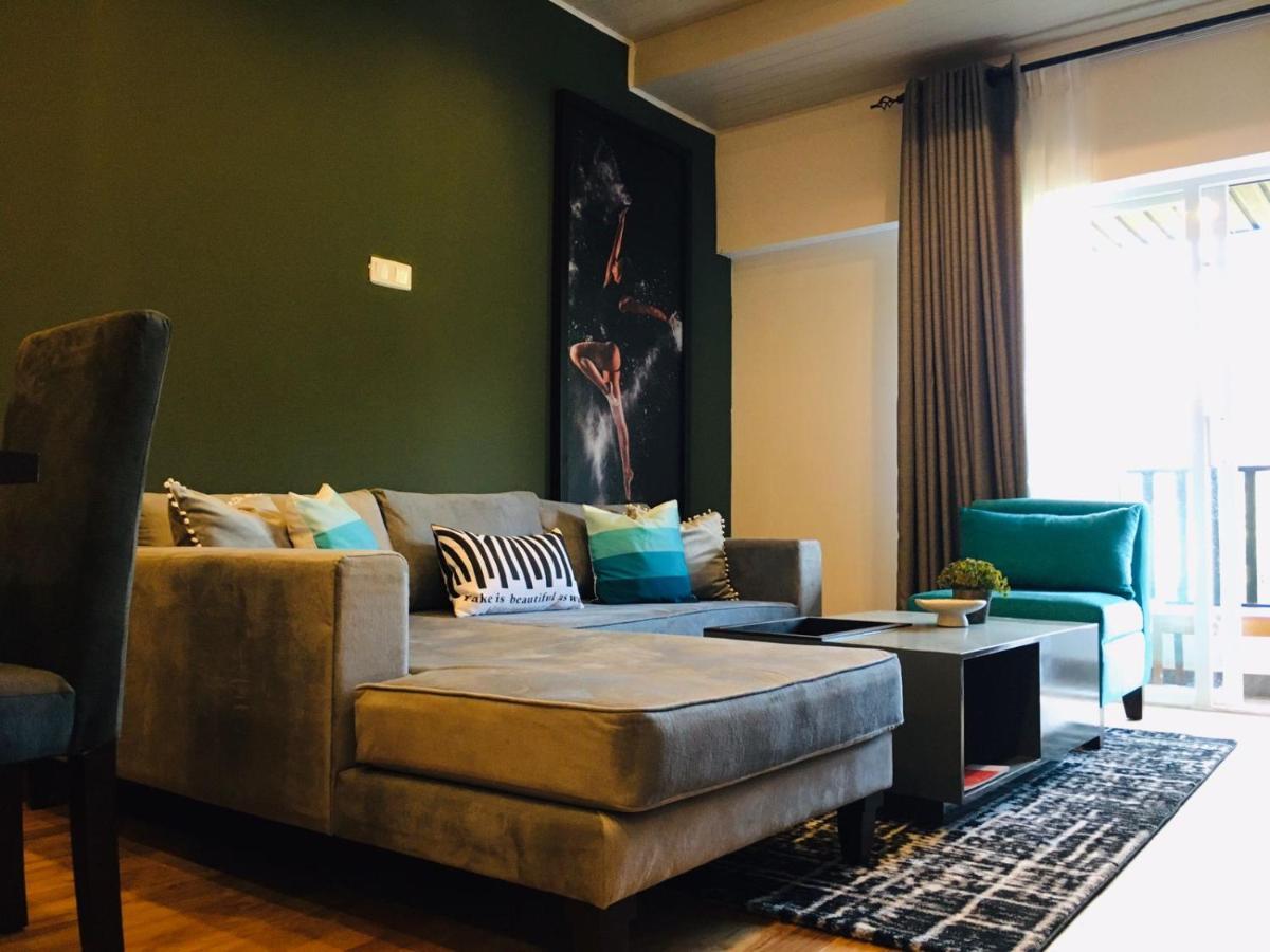 The Greens Luxury Apartment นูวาราเอลิยา ภายนอก รูปภาพ